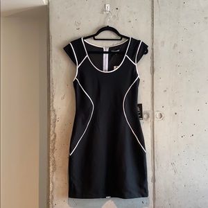 Express Black Fitted/Bodycon Dress | Size 8